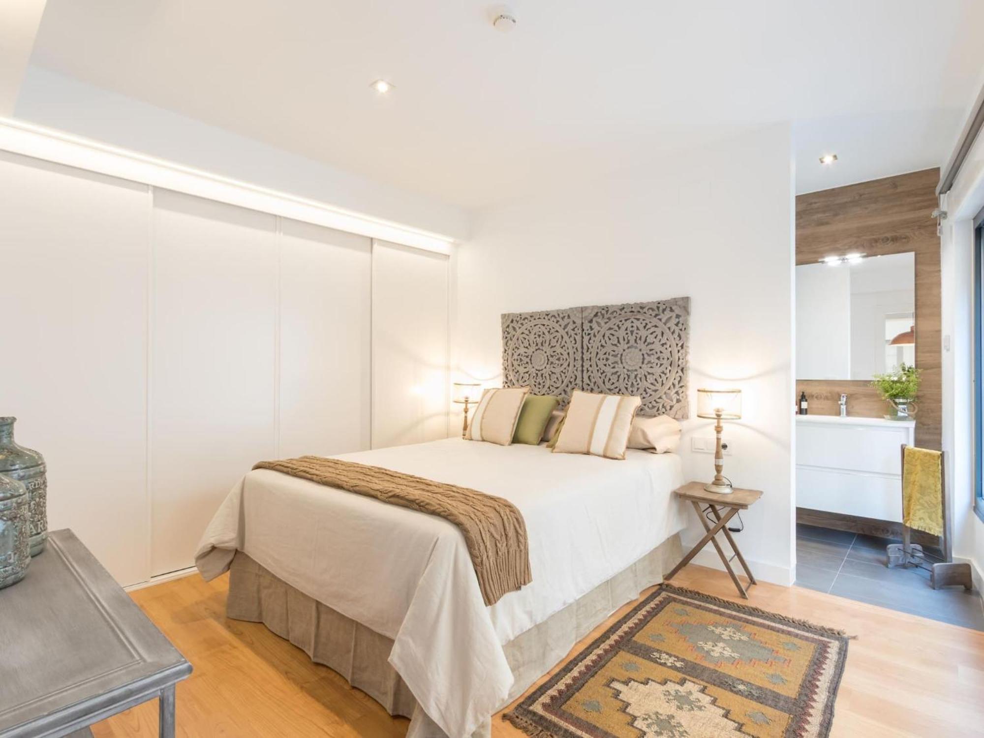 Chezmoihomes Plaza Nueva Luxury Apartment *