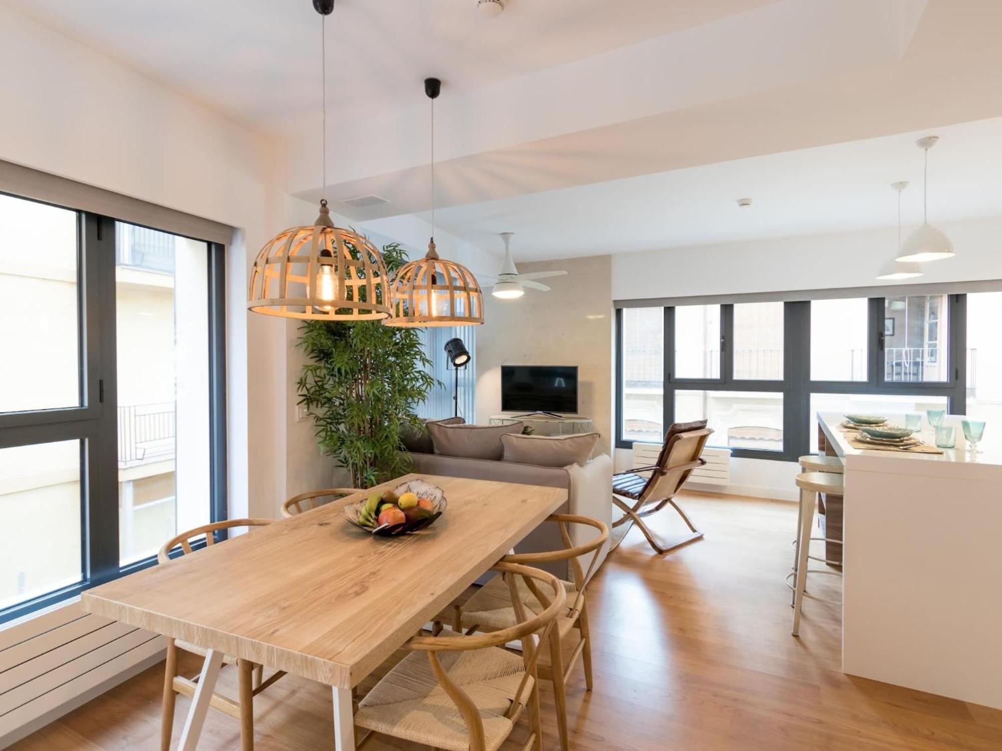 Chezmoihomes Plaza Nueva Luxury Apartment